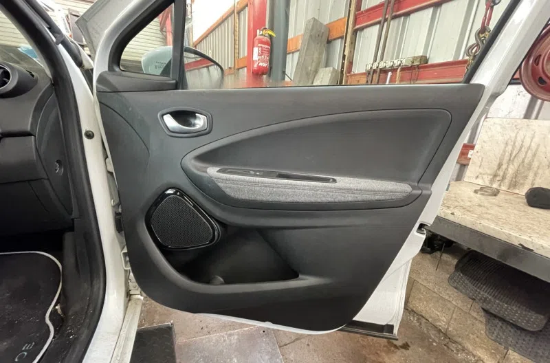 Panneau de porte avant droit pour RENAULT ZOE 2
