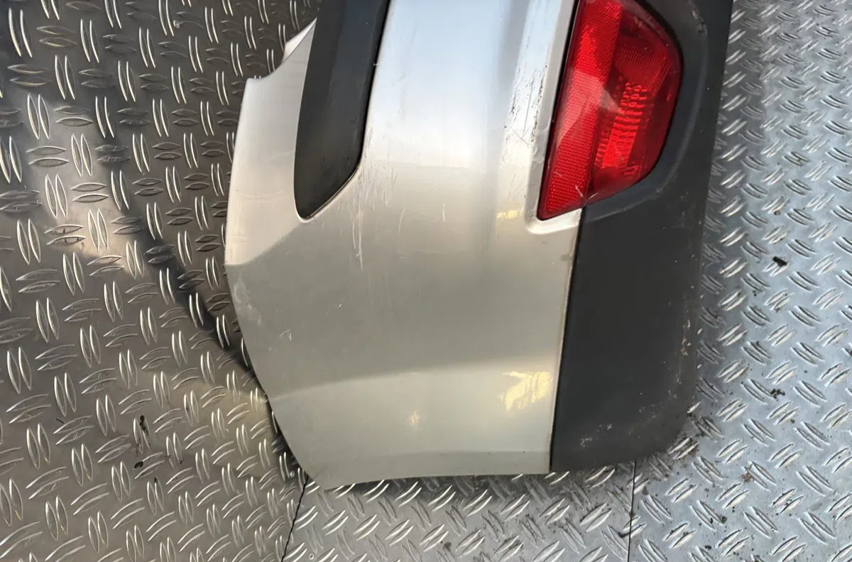 Pare-choc arrière Ford FOCUS II (DA_, HCP, DP) 1.6 ti (2004-2012) occasion