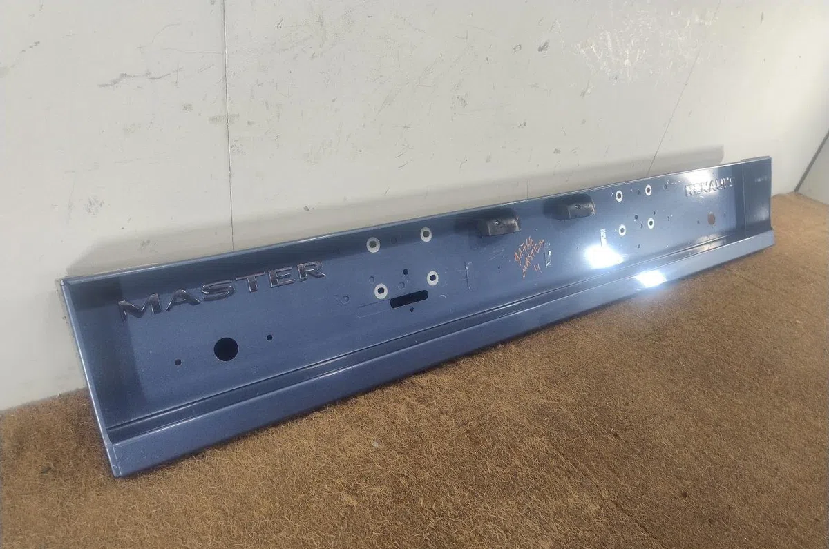 Pare-choc arrière Renault MASTER IV Camion plate-forme-Châssis Blue dci 150 (2024) occasion