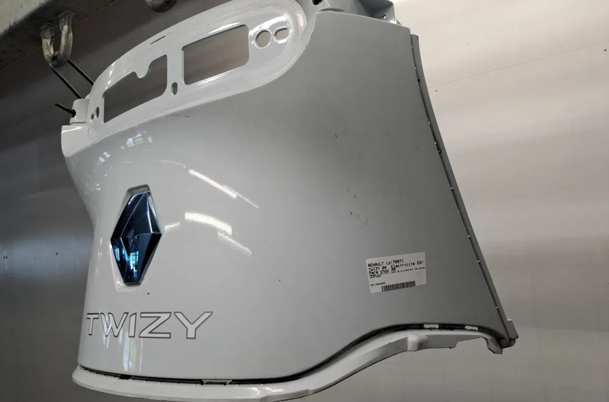 Pare-choc arrière RENAULT TWIZY 80 occasion