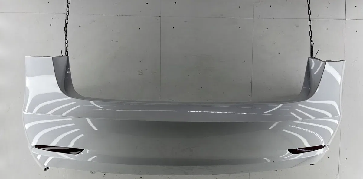 Pare-choc arrière TESLA MODEL 3 5YJ3 occasion