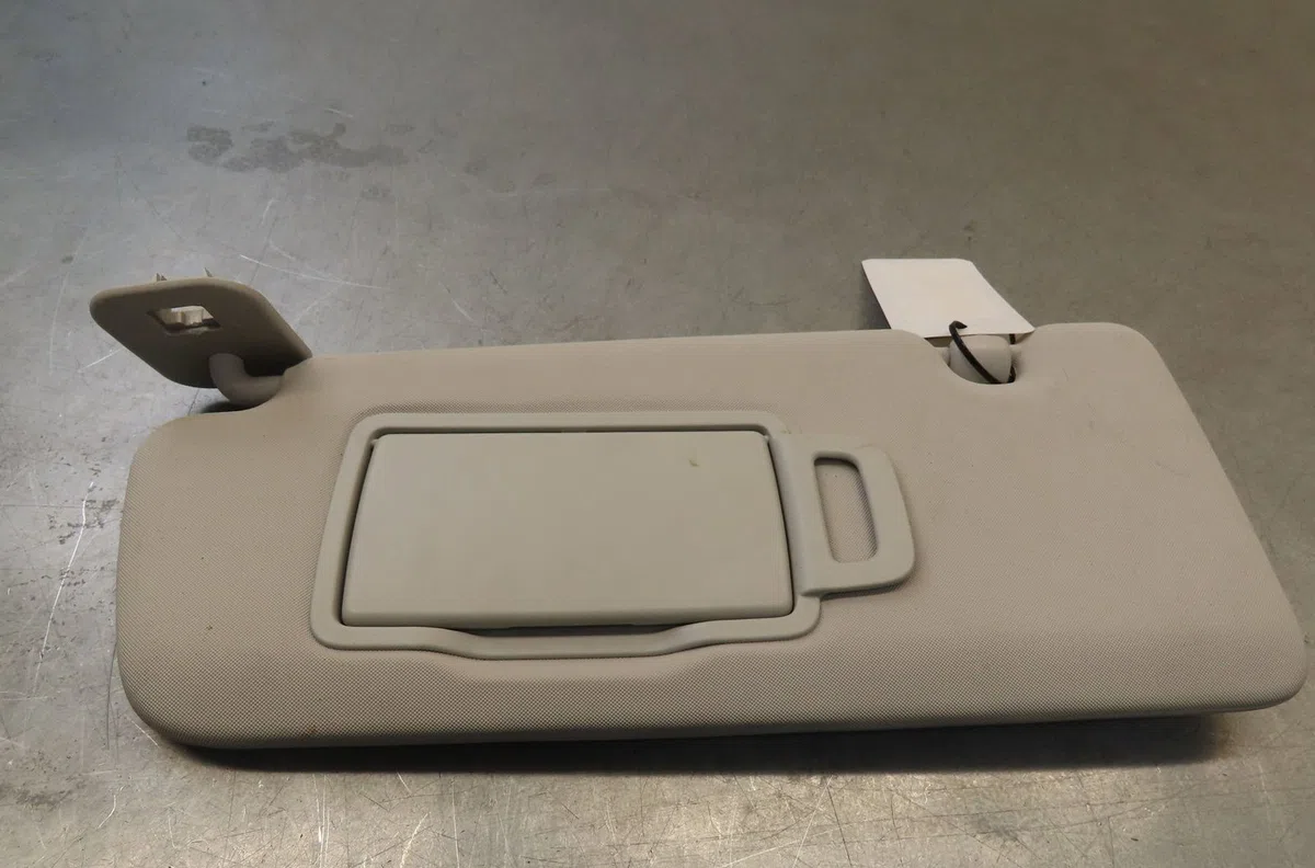 Pare-soleil gauche Renault CLIO V (B7_) 1.0 tce 100 (b7mt) (2019) occasion