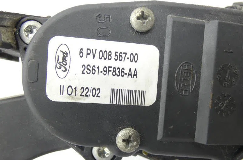Pedale accelerateur FORD FIESTA 5 PHASE 1 occasion