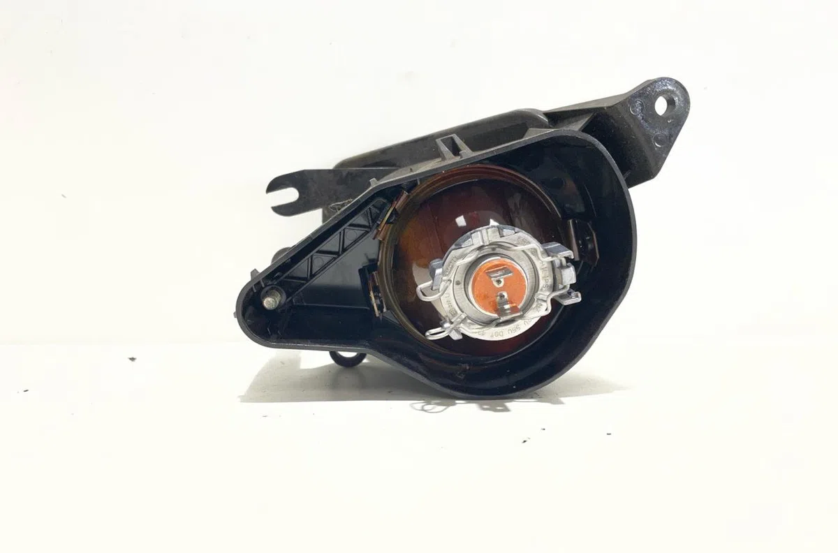 Phare antibrouillard avant droit Audi A3 (8P1) 2.0 fsi (2003-2008) occasion