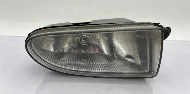 Phare antibrouillard avant droit CHRYSLER PT CRUISER PHASE 1 BREAK occasion