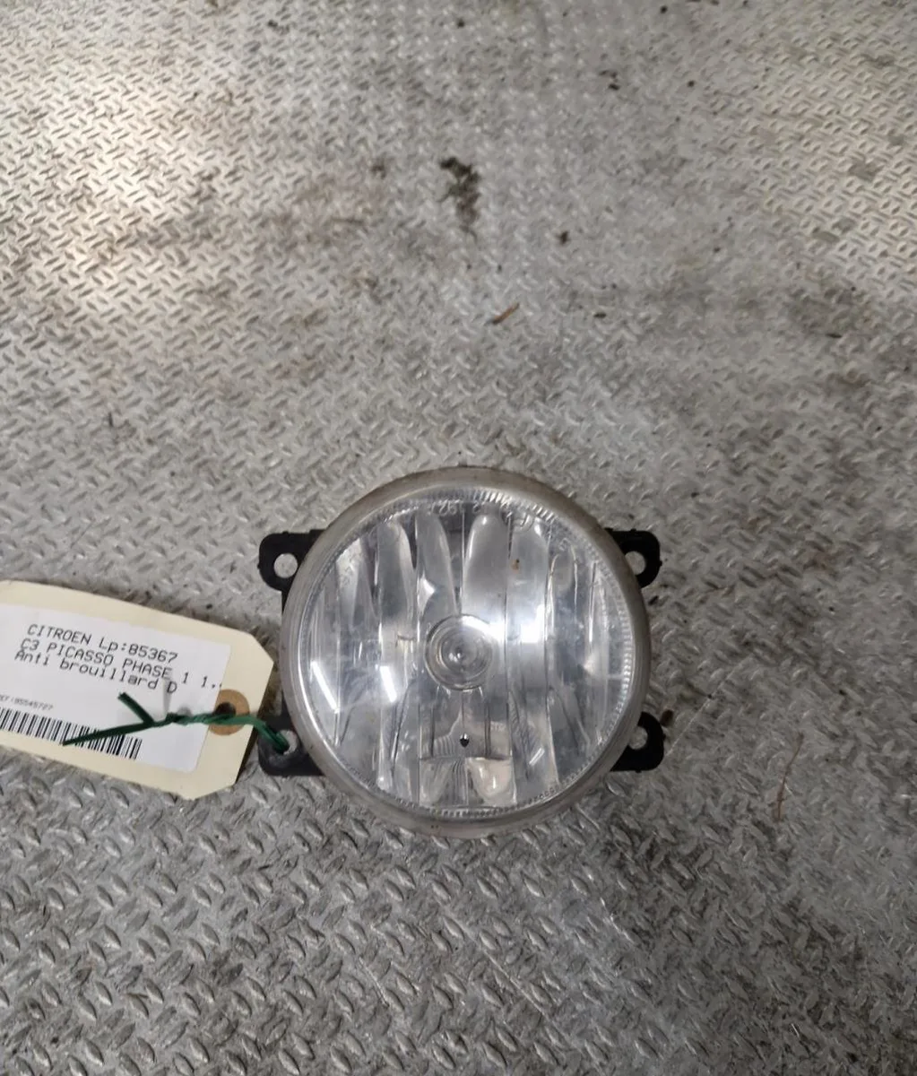 Phare antibrouillard avant droit CITROEN C3 PICASSO  C3 PICASSO PHASE 1 occasion