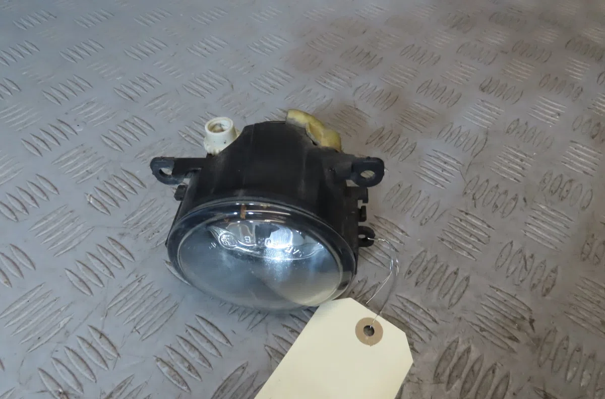 Phare antibrouillard avant droit Citroen C6 (TD_) 2.2 hdi (2006-2012) occasion
