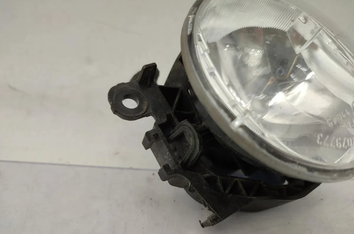 Phare antibrouillard avant droit DACIA DUSTER 1 PHASE 2 occasion