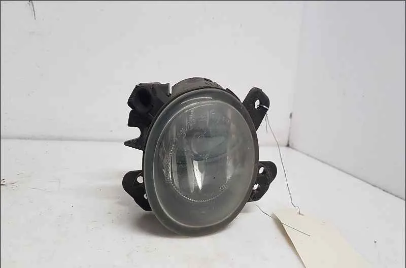 Phare antibrouillard avant droit MERCEDES CLASSE A II occasion