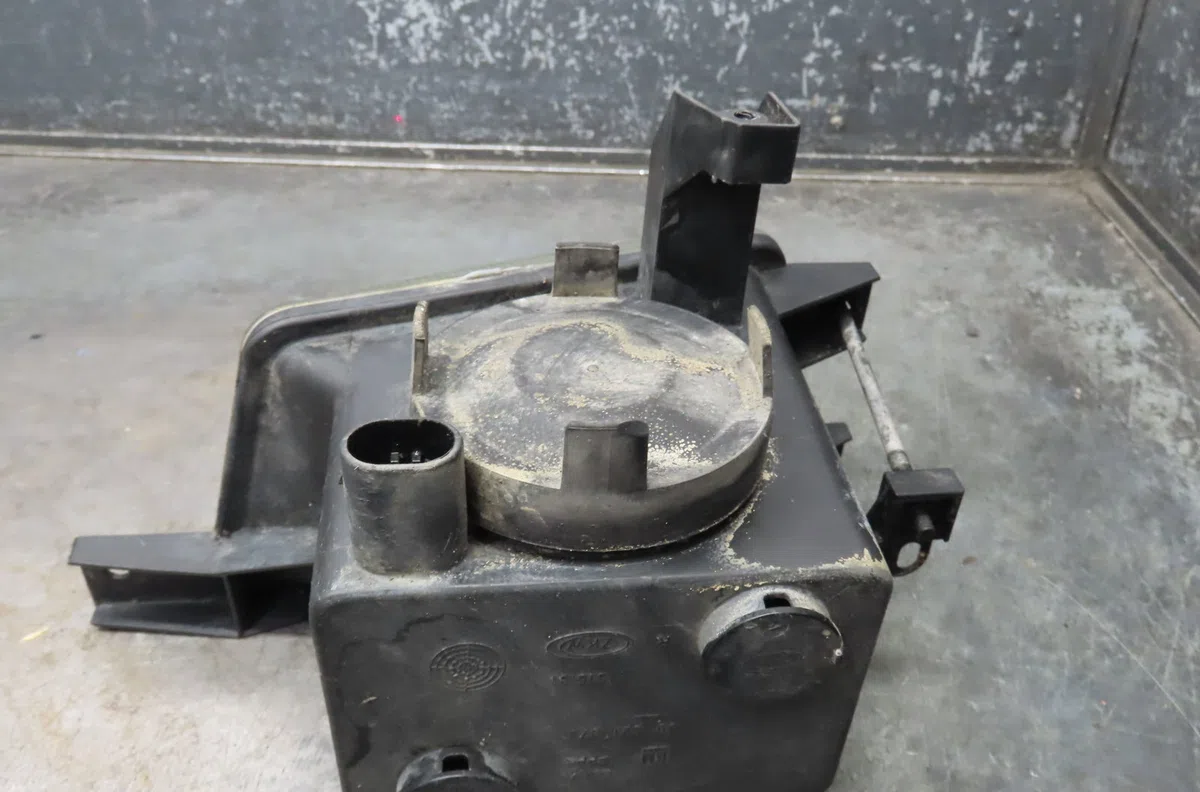 Phare antibrouillard avant droit OPEL ASTRA 1999 occasion