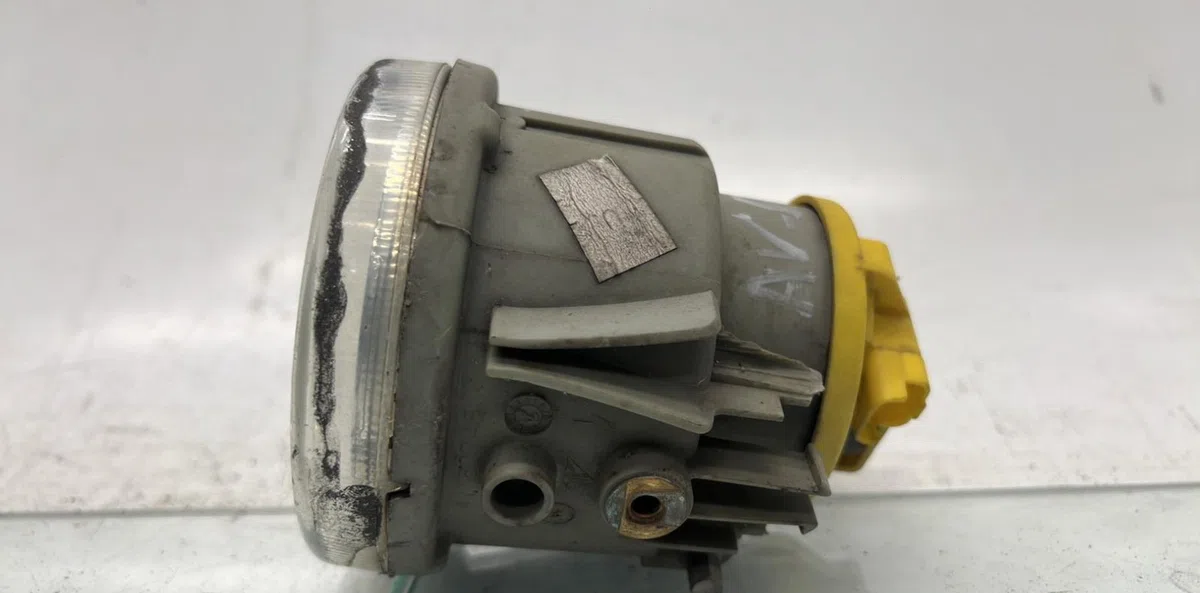 Phare antibrouillard avant droit PEUGEOT EXPERT 2 occasion