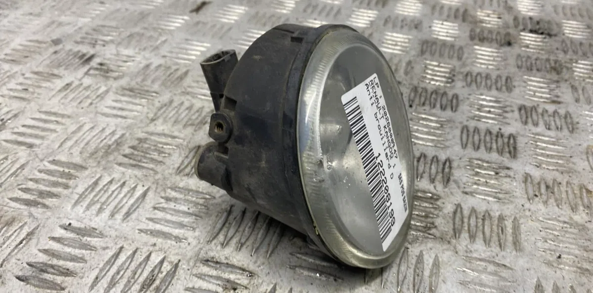 Phare antibrouillard avant droit RENAULT KANGOO 1 PHASE 1 occasion