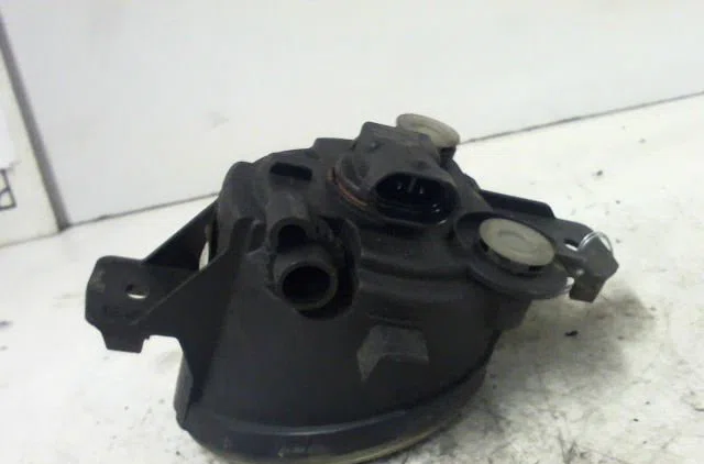 Phare antibrouillard avant droit RENAULT VEL SATIS occasion