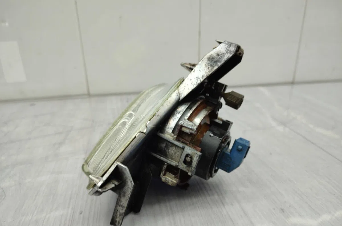 Phare antibrouillard avant gauche CITROEN XSARA PHASE 2 occasion