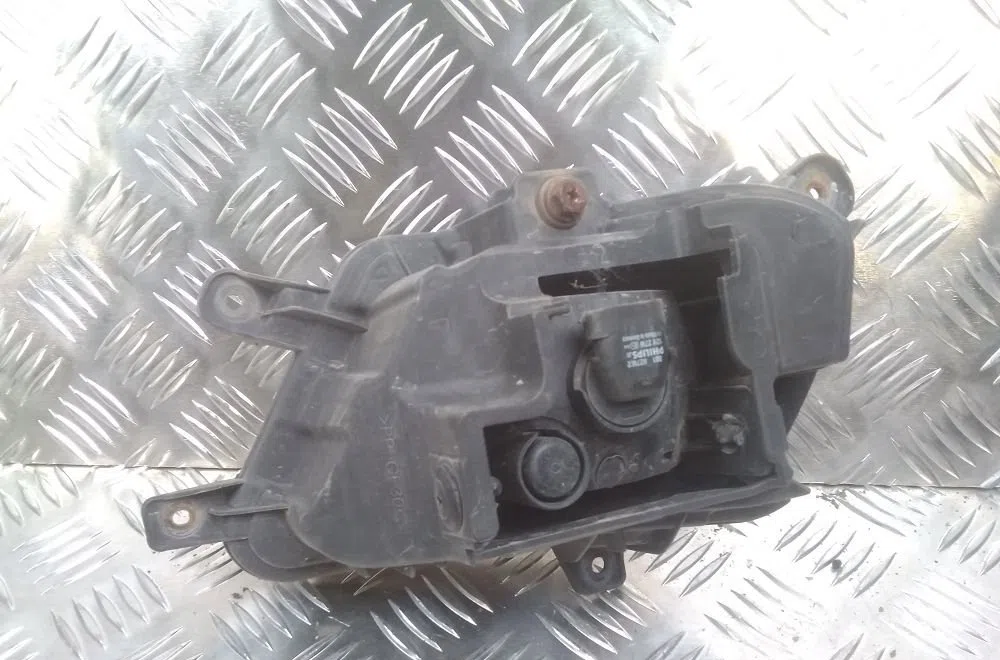 Phare antibrouillard avant gauche KIA RIO II 2010 occasion