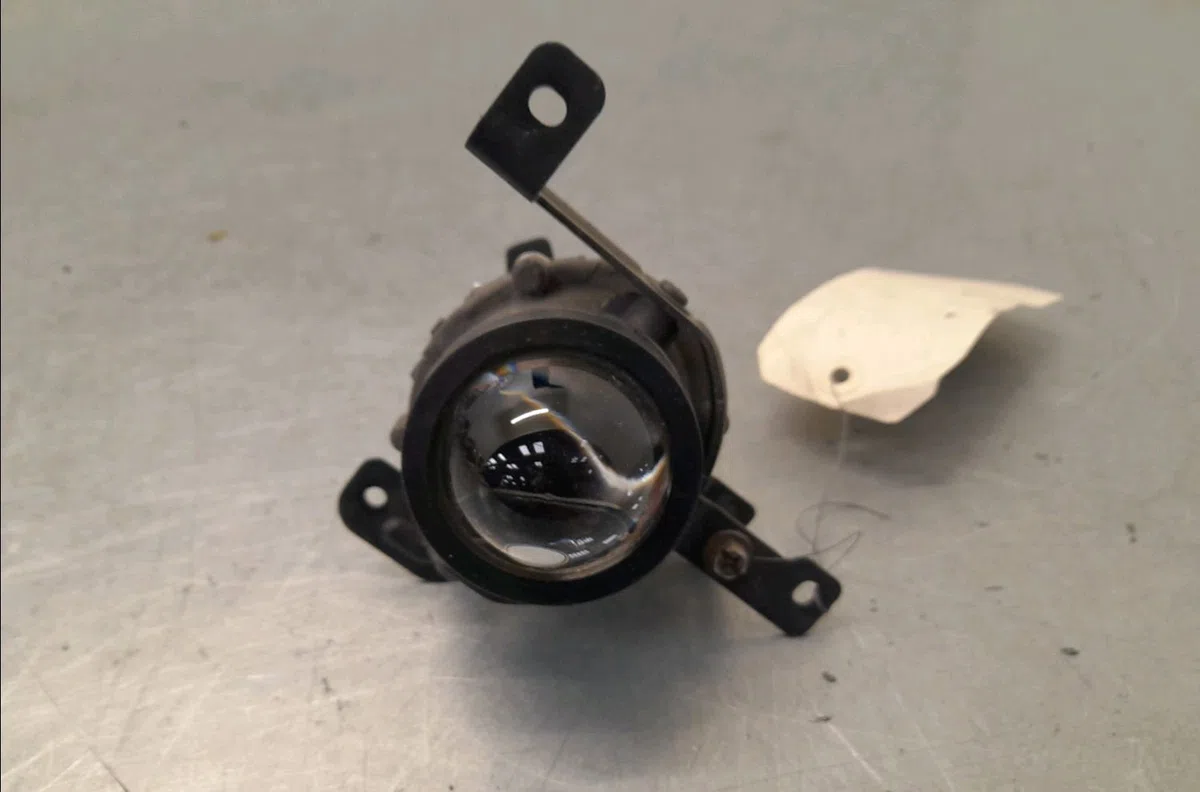 Phare antibrouillard avant gauche KIA RIO III  1.4 CRDI 90ch occasion