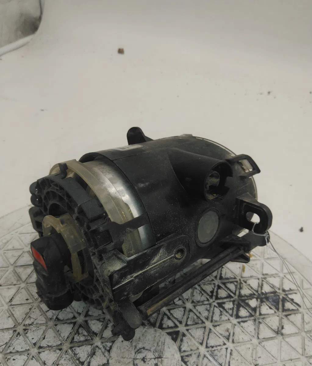 Phare antibrouillard avant gauche OPEL MERIVA II occasion