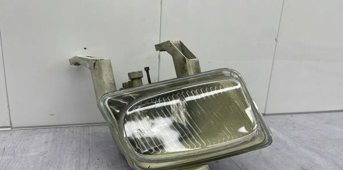 Phare antibrouillard avant gauche OPEL VECTRA B PHASE 1 occasion
