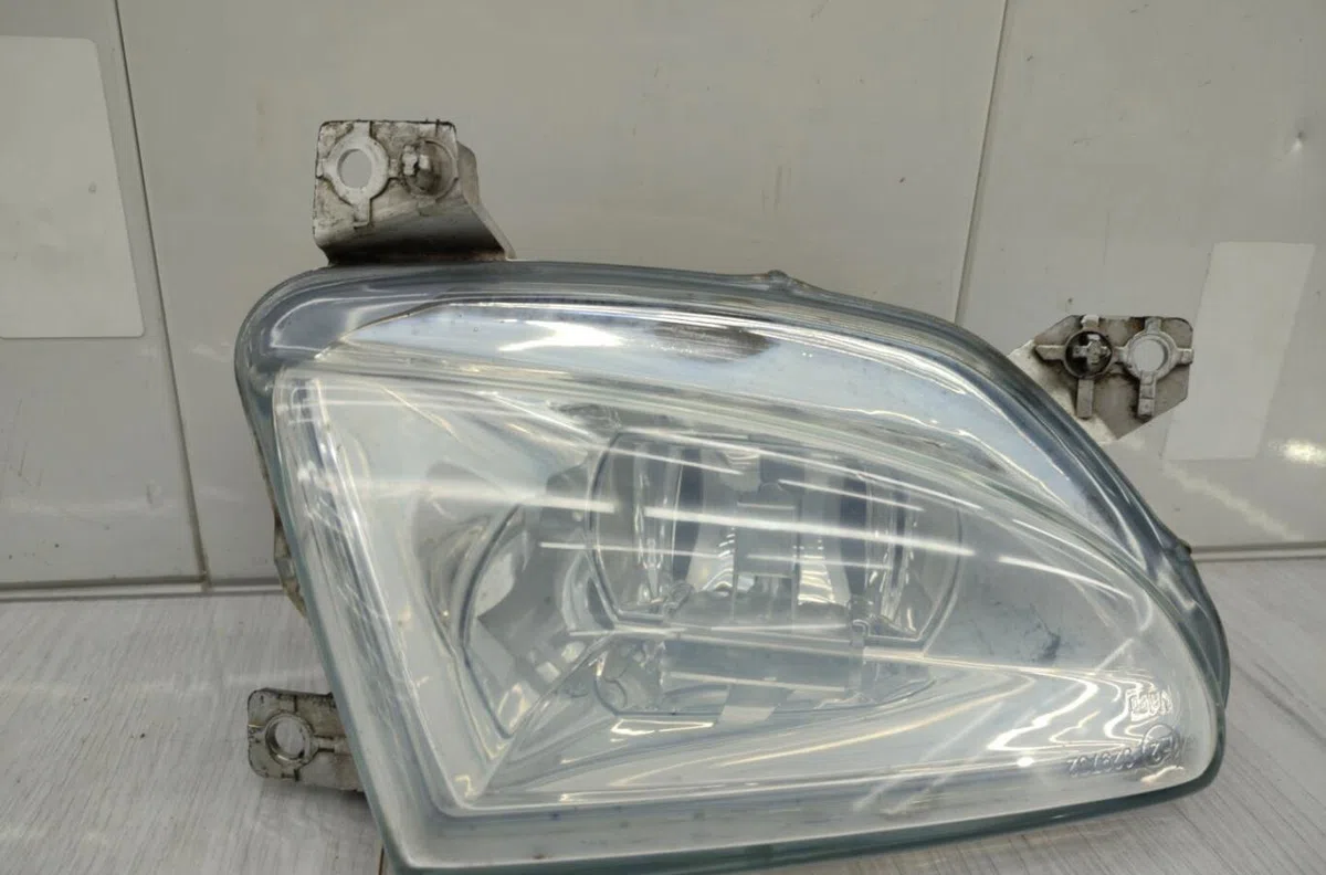 Phare antibrouillard avant gauche PEUGEOT 607 PHASE 2 occasion