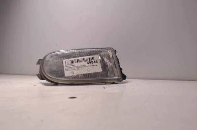 Phare antibrouillard avant gauche RENAULT CLIO  I occasion