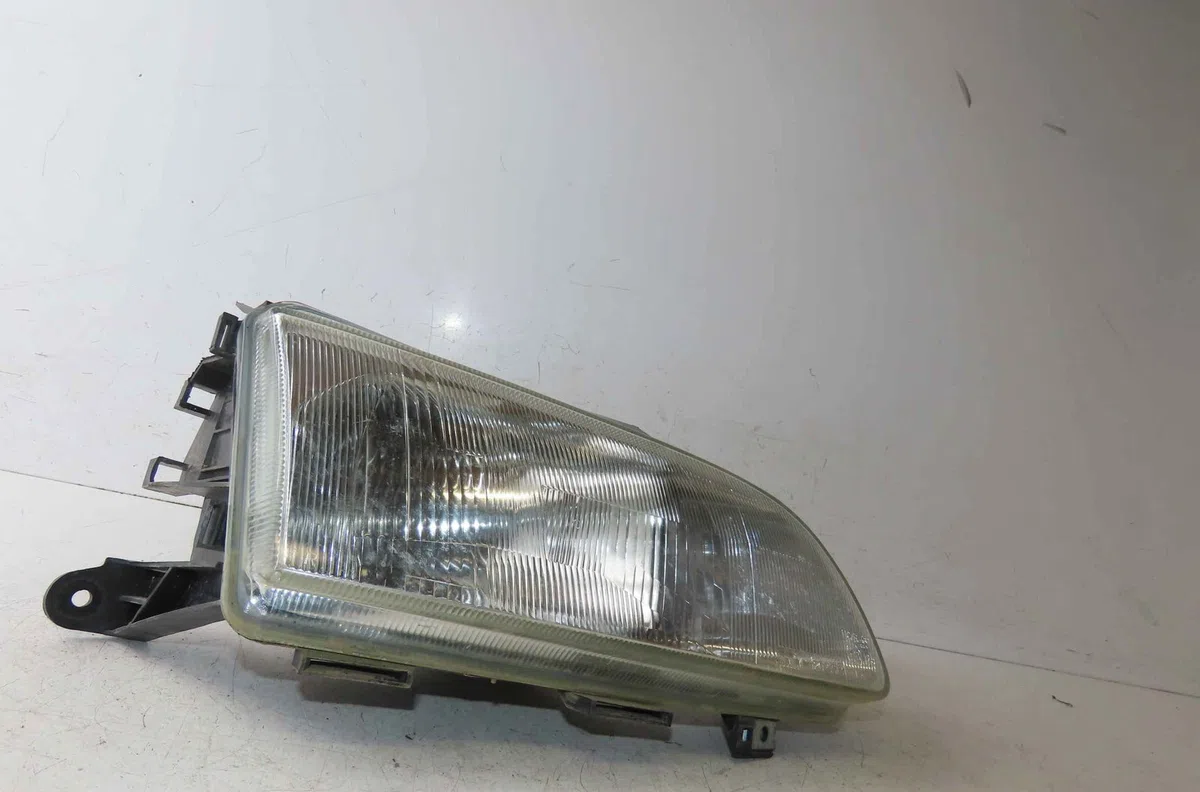 Phare droit CITROEN BERLINGO I occasion