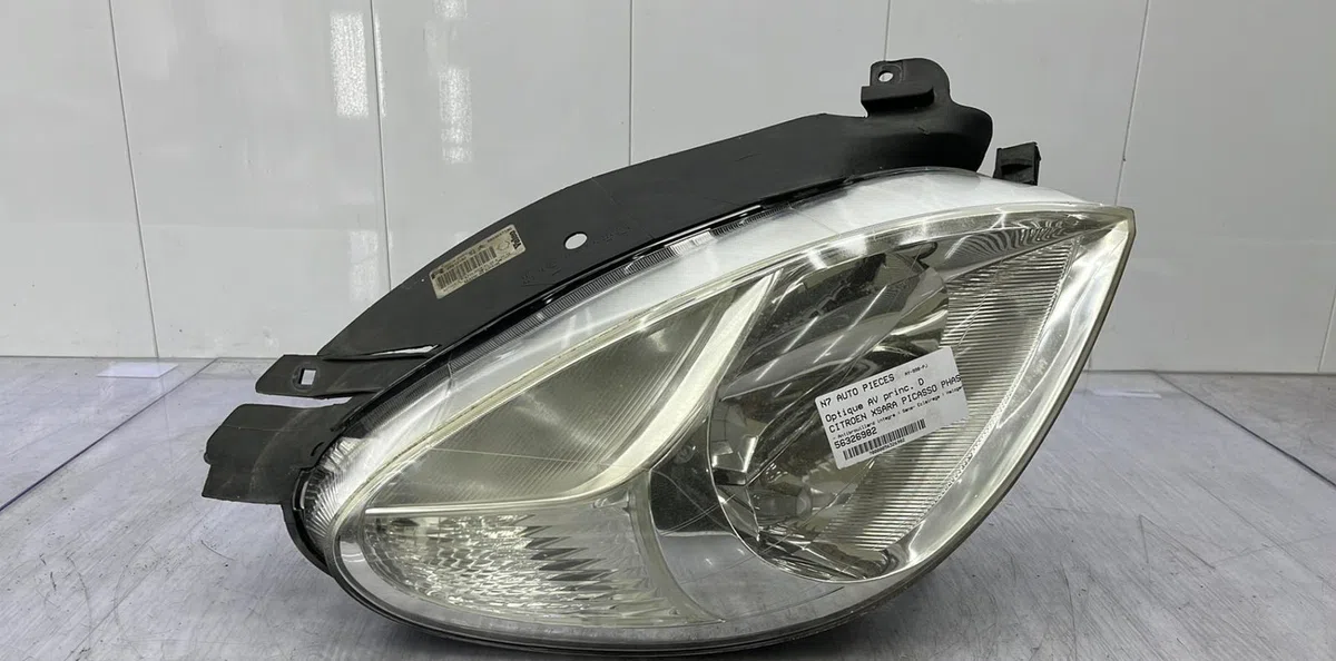Phare droit CITROEN XSARA PICASSO PHASE 1 occasion