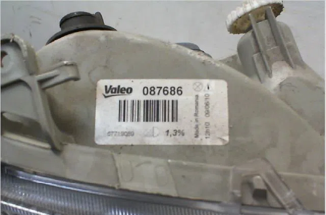 Phare droit OPEL AGILA I  1.2i 16v 75ch occasion