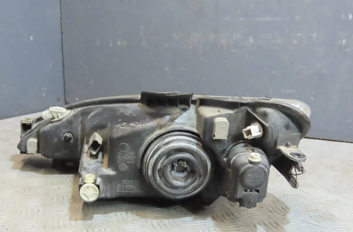 Phare droit Peugeot 206 Van 1.4 hdi (2001-2009) occasion