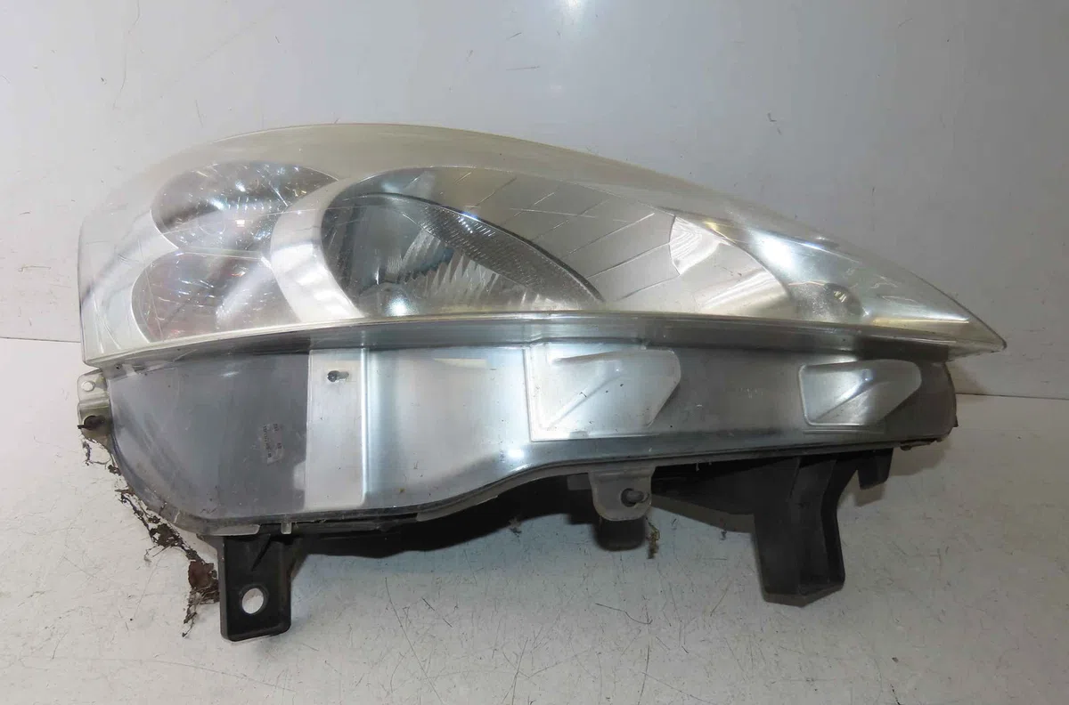 Phare droit PEUGEOT PARTNER II occasion