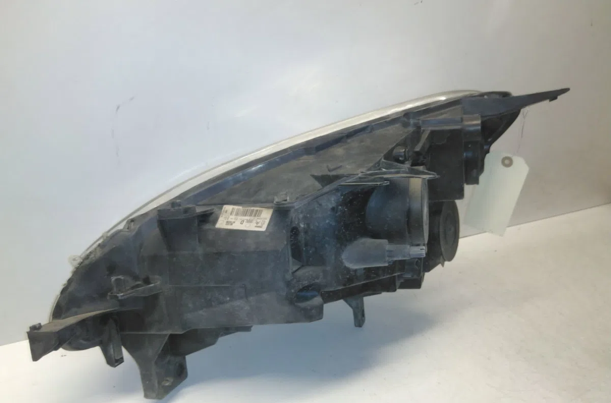 Phare droit PEUGEOT PARTNER II occasion