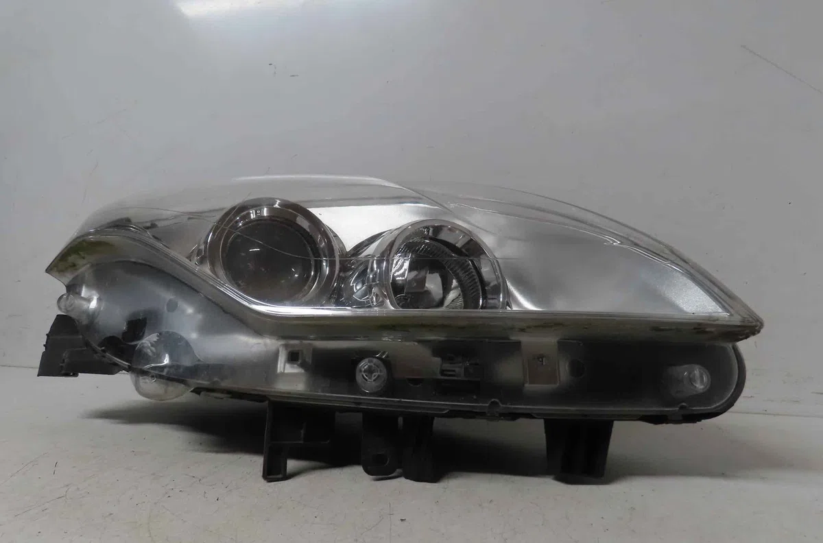 Phare droit RENAULT LAGUNA III occasion