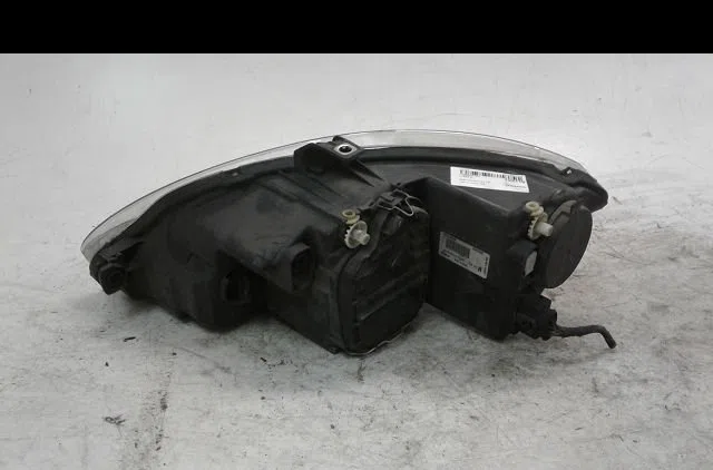 Phare droit Seat TOLEDO III (5P2) 2.0 tdi 16v (2004-2009) occasion