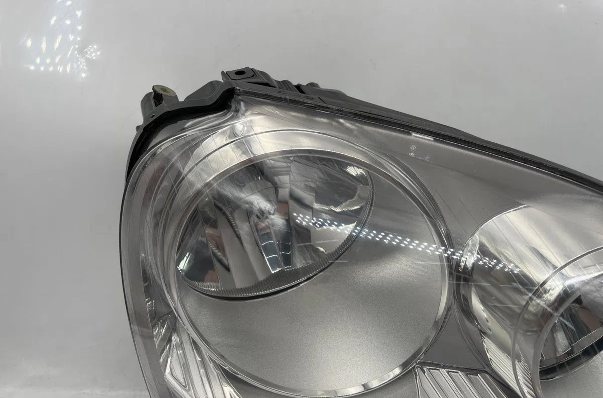 Phare droit VOLKSWAGEN GOLF 5 occasion
