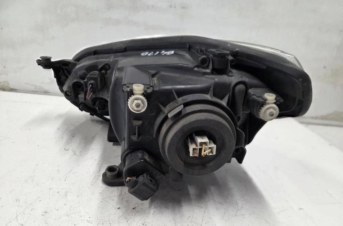 Phare droit VOLKSWAGEN UP PHASE 1 occasion