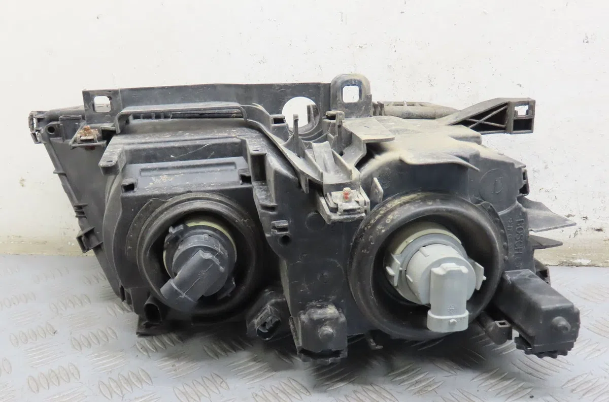 Phare gauche Bmw 3 (E46) 330 xd (2000-2003) occasion