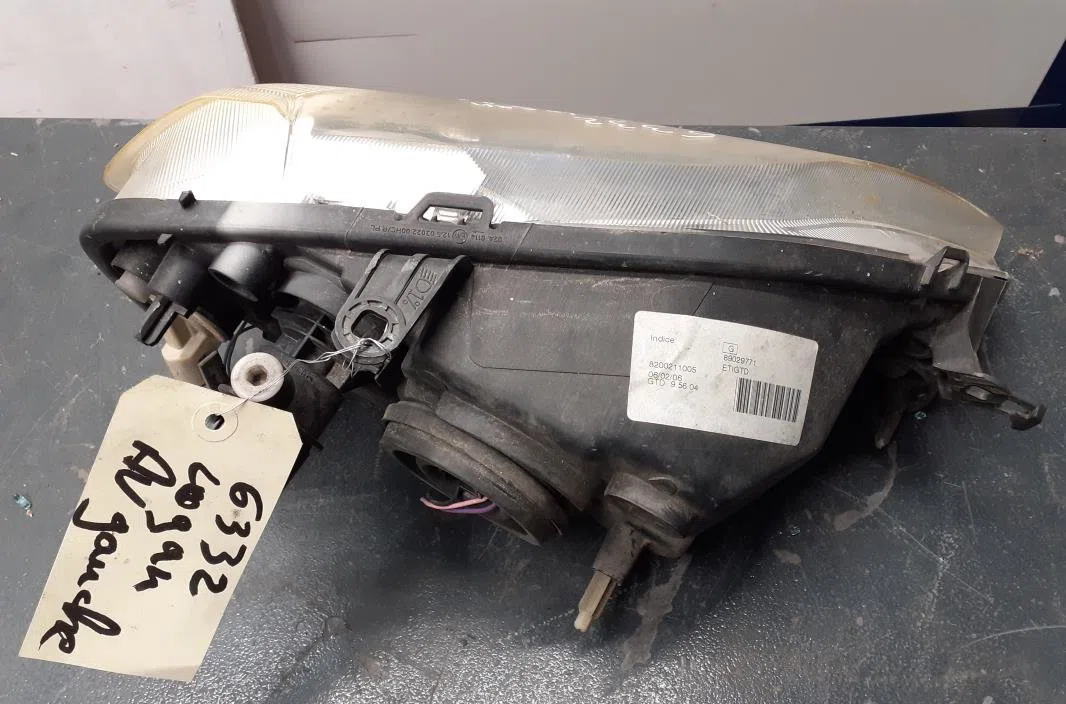 Phare gauche Dacia LOGAN (LS_) 1.5 dci (ls0k) (2006-2012) occasion