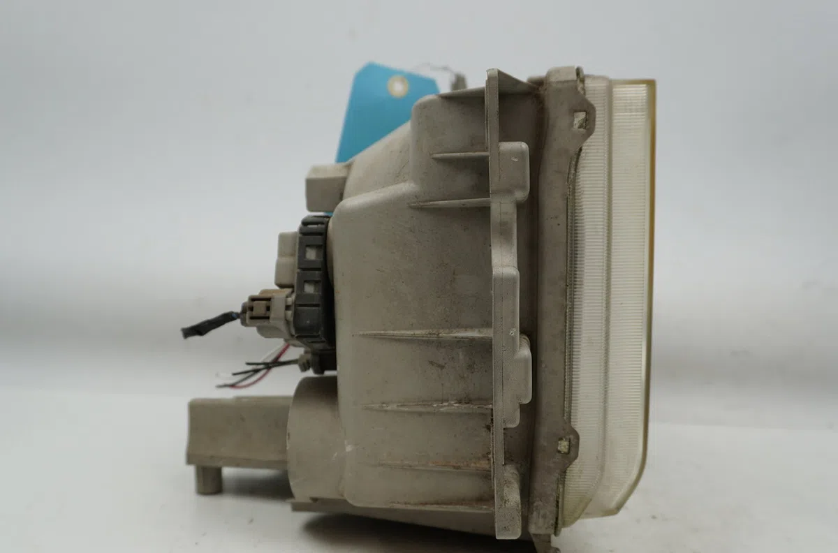 Phare gauche ISUZU Serie N  3.0D 150ch occasion