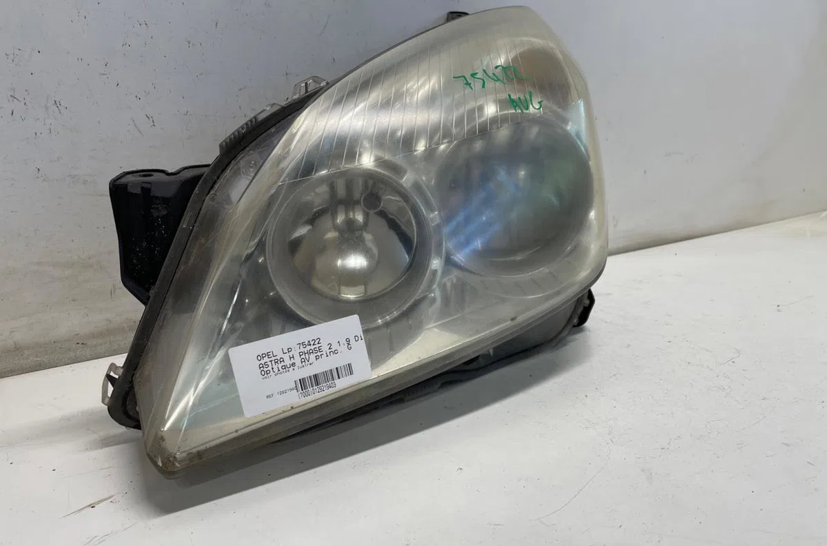Phare gauche Opel ASTRA H (A04) 1.9 cdti (l48) (2004-2010) occasion