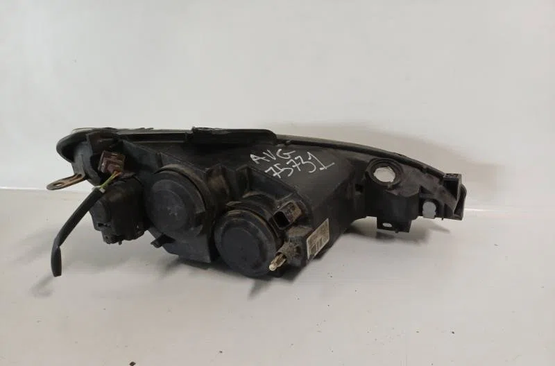 Phare gauche PEUGEOT 206 PHASE 2 BREAK occasion