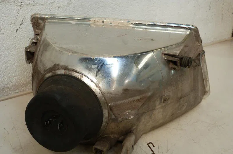 Phare gauche PEUGEOT 309 PHASE 2 occasion