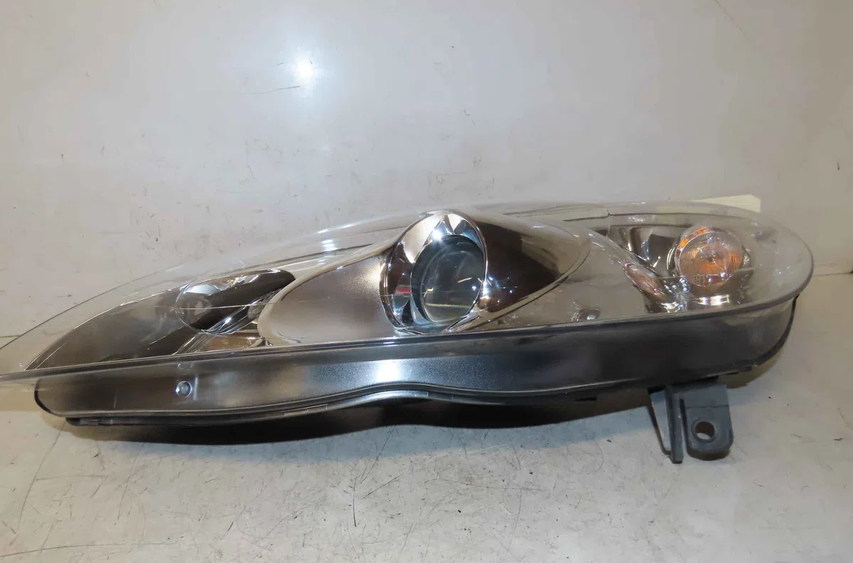 Phare gauche PEUGEOT 407 occasion