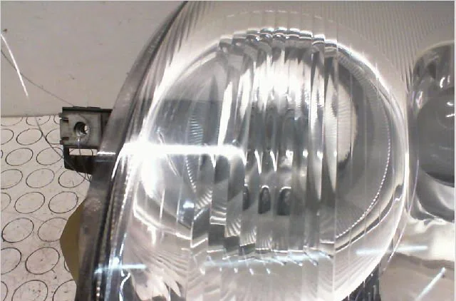 Phare gauche Renault CLIO II (BB_, CB_) 1.2 (bb0a, bb0f, bb10, bb1k, bb28, bb2d, bb2h, cb0a,... (1998-2010) 5 portes occ