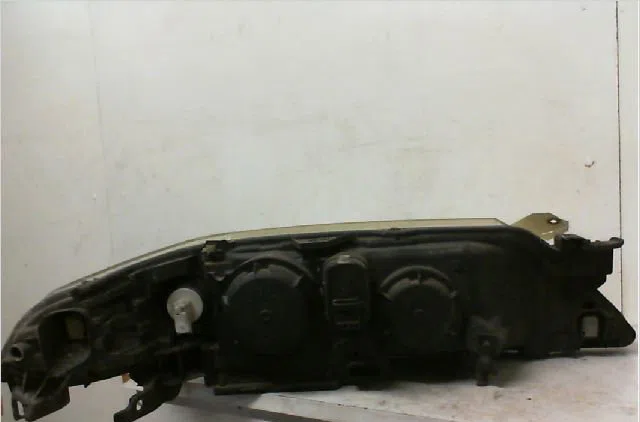 Phare gauche RENAULT LAGUNA II  1.9 DCI 110ch occasion