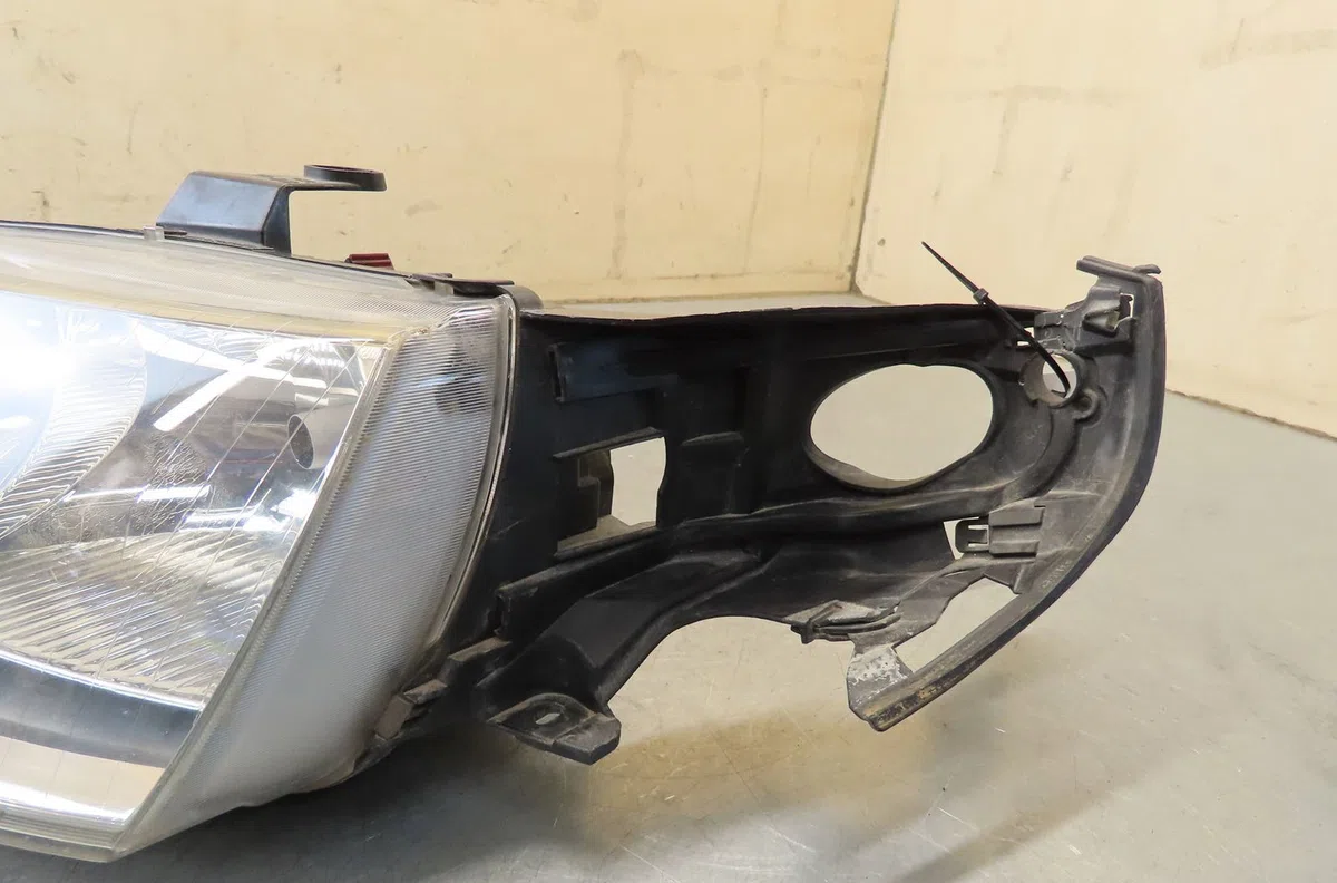 Phare gauche Saab 9-5 (YS3E) 3.0 tid (2001-2005) occasion