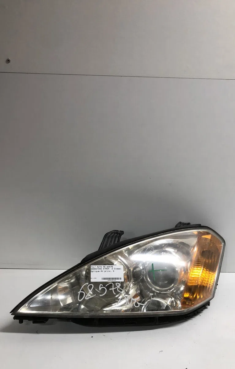 Phare gauche Ssangyong KYRON 2.0 xdi 4x4 (2010) occasion