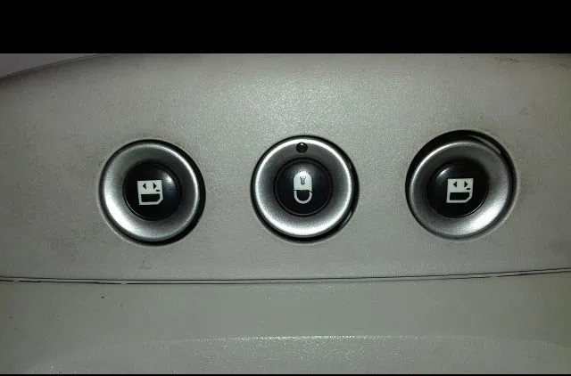 Plafonnier Peugeot 807 (EB_) 2.2 hdi (2002) occasion