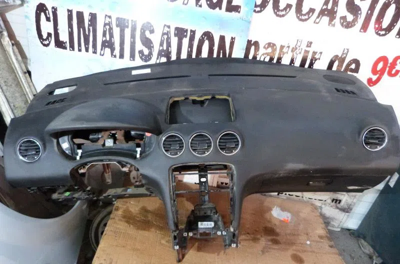 Planche de bord PEUGEOT 308 1 SW PHASE 1 BREAK occasion