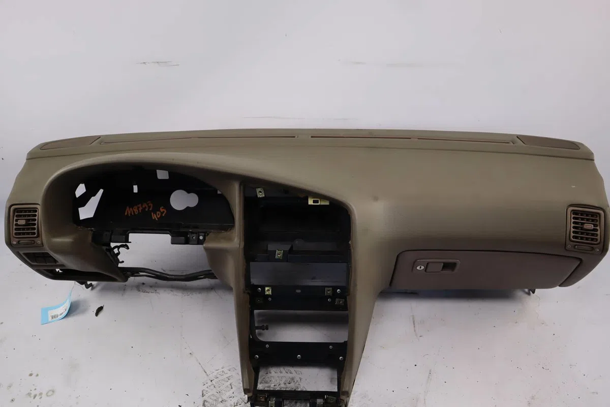 Planche de bord Peugeot 405 II (4B) 1.8 (1992-1995) occasion