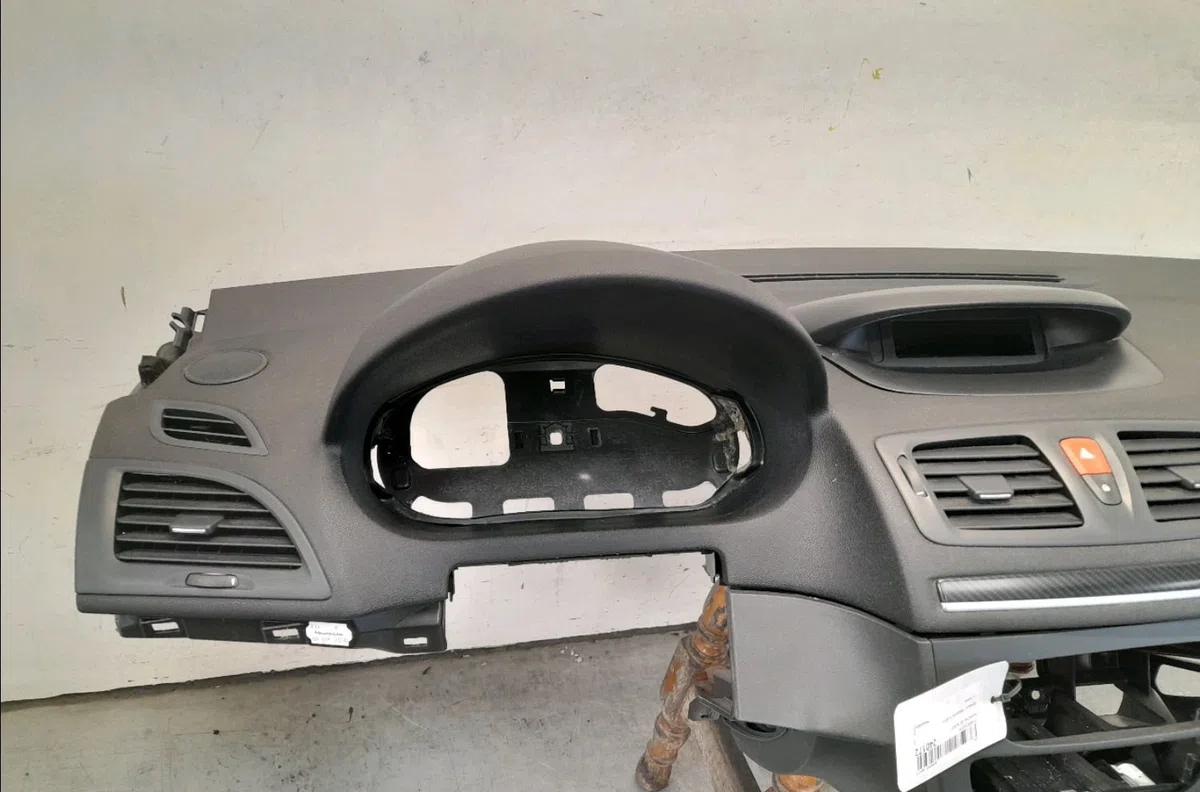 Planche de bord RENAULT MEGANE III occasion