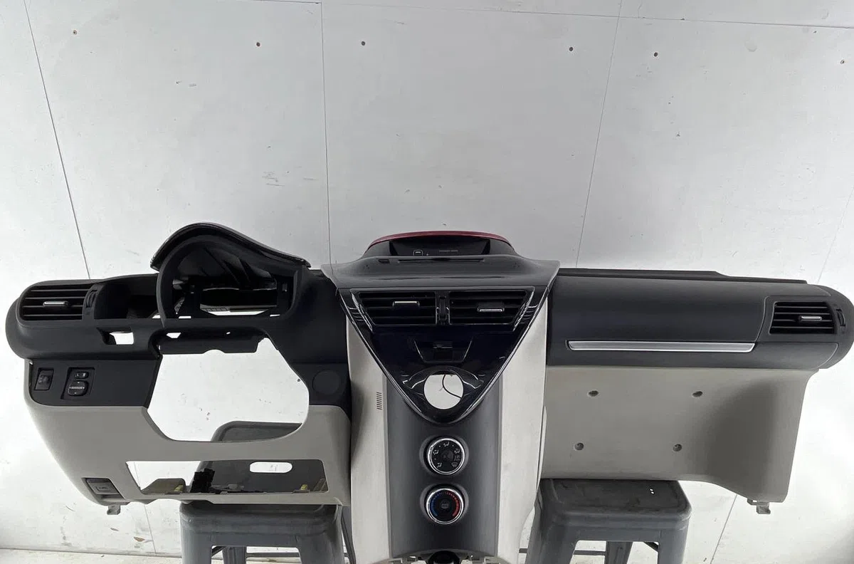 Planche de bord TOYOTA IQ occasion